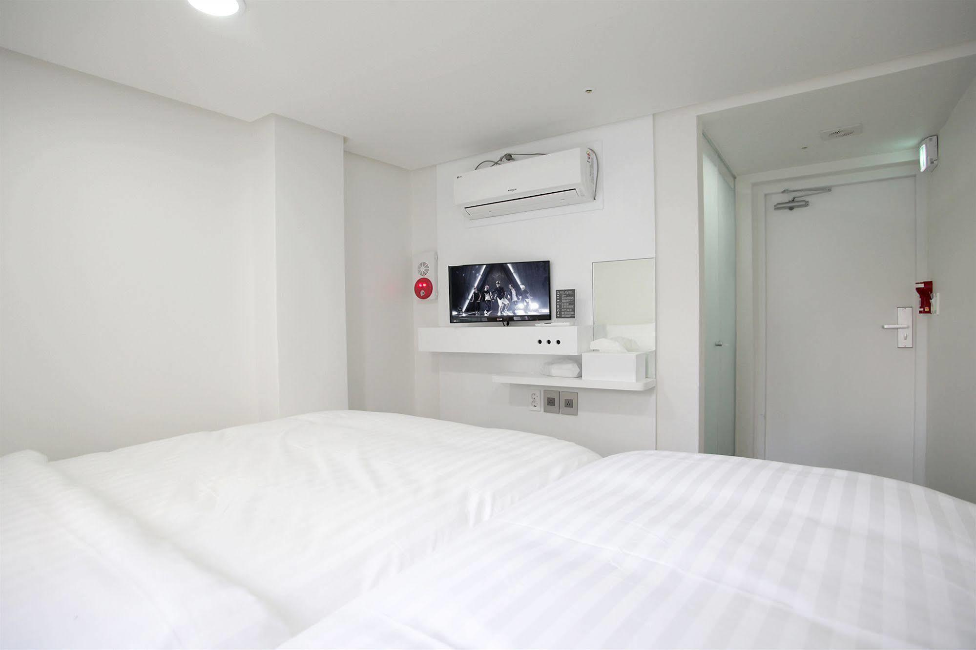 K-Pop Hotel Seoul Tower Dış mekan fotoğraf